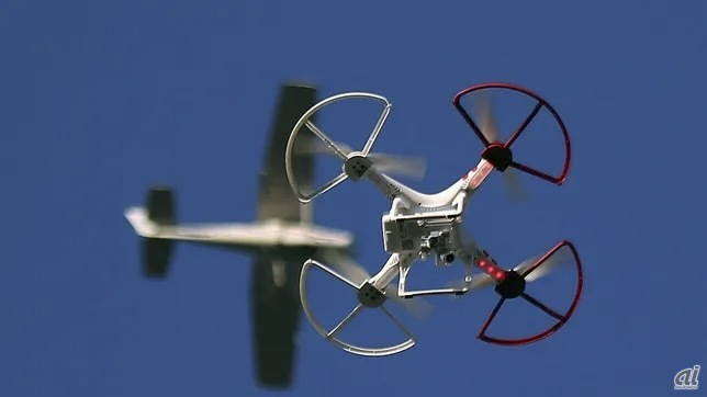 ドローンメーカーのDJIは、以前ヨーロッパで行ったように、米国でも制限を解除するためのソフトウェアアップデートを実施している（Bruce Bennett/Getty Images）
